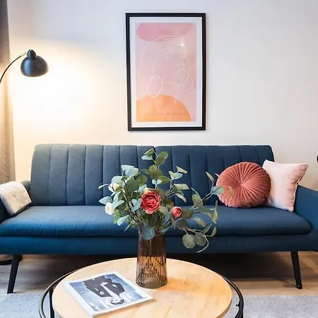 Apartment Deluxe 2bdrs In Spa District Center