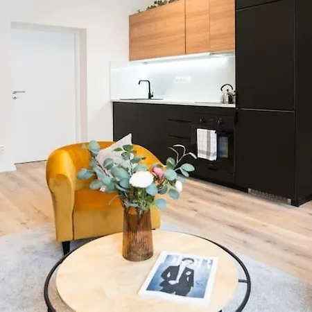Apartmán Deluxe 2bdrs In District Center *